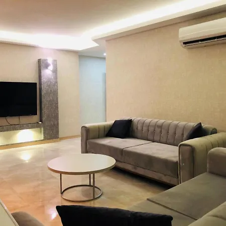 Hotel Le Luxe 5*