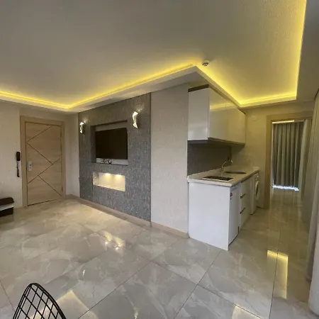Hotel Le Luxe 5*