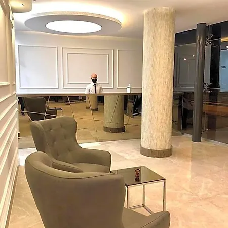 Le Luxe Hotel 5*