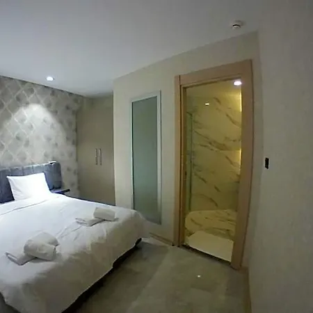 Hotel Le Luxe