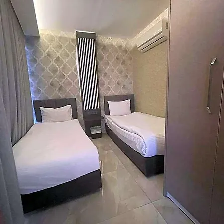 Le Luxe Hotel 5*